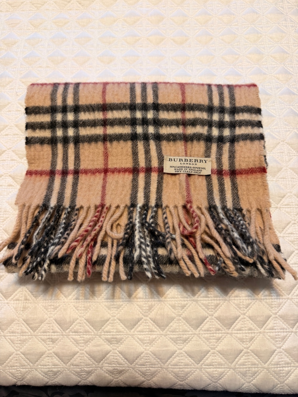 ~Authentic Vintage Burberry Sand Beige Signature Check Scarf *EUC* MSRP: $795+tx